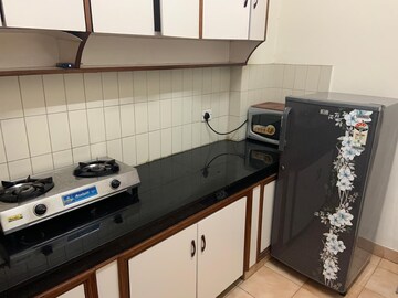 Kitchen in 2 BHK Apartment at Unitech Heritage City, Sector 25 – for Rent