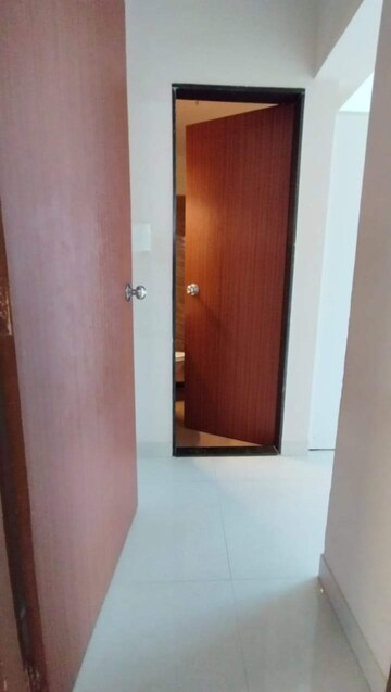 Furnished Amenities in 1 BHK Apartment at Royal Oasis, Malad West – for Sale