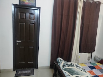 Furnished Amenities in 3 BHK Builder Floor at Unitech South City II, Sector 50 – for Rent