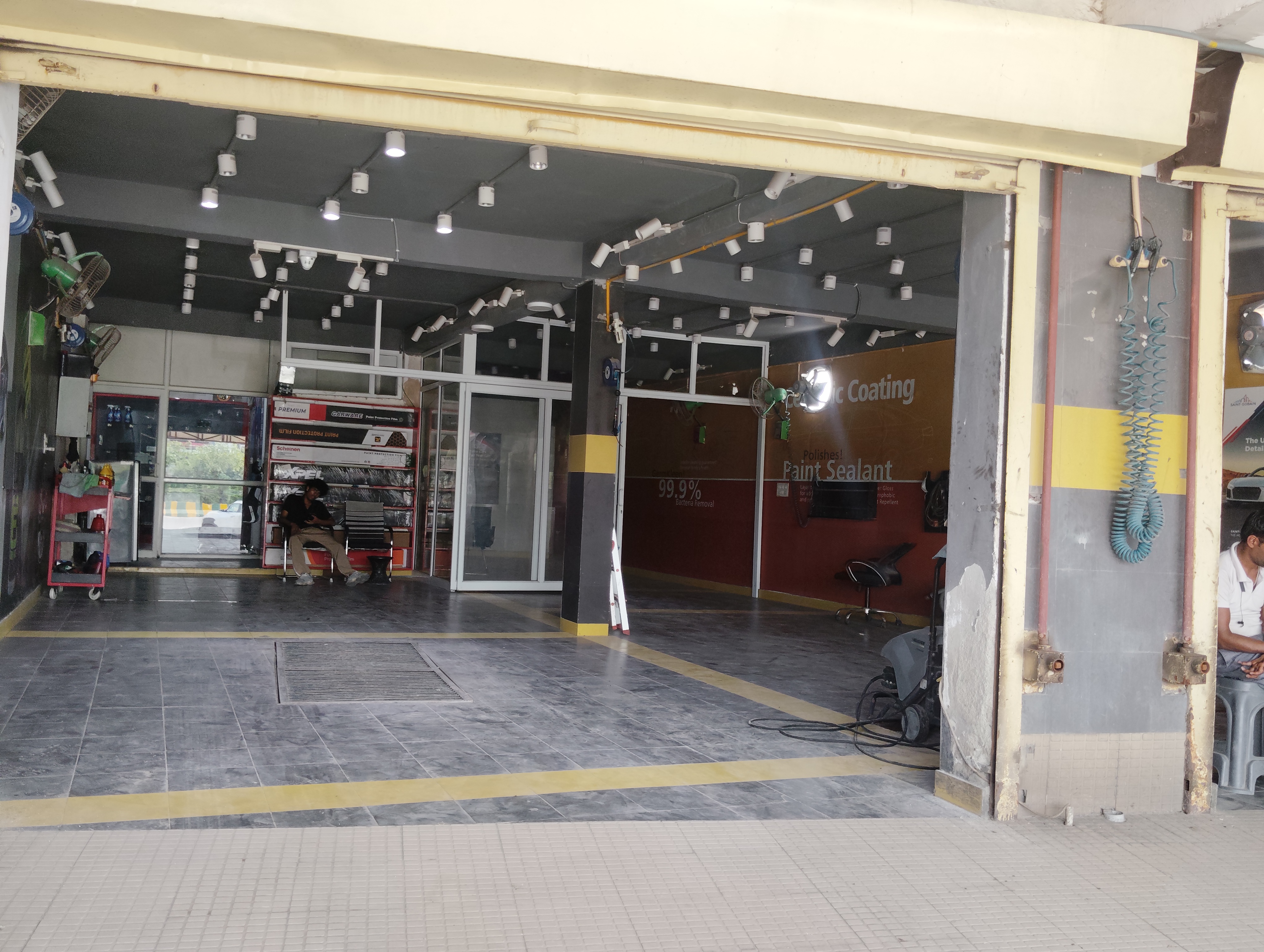 Retail Shop For Rent in Sector 101