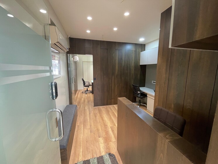 Other, navrangpura Commercial Office Space 600 Sq.Ft. In Navrangpura Ahmedabad 8918876