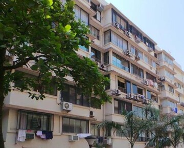 2 BHK Apartment For Rent in Simla House, Malabar Hill
