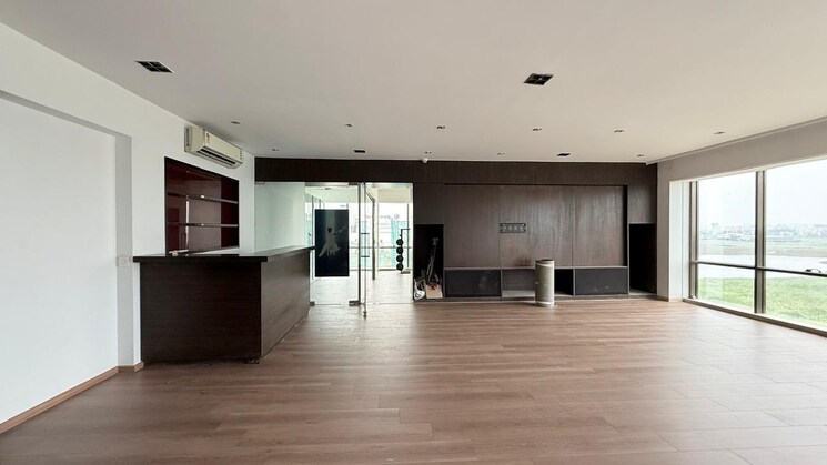  Parking, pinnacle-dreams 4 Bedroom 2000 Sq.Ft. Apartment In Juhu Mumbai 8918930