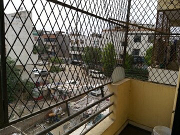 Room in  Pg at Gyan Khand ii – for Rent