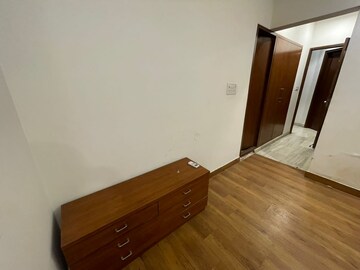 Room in 1 BHK Builder Floor at Greater Kailash – for Rent
