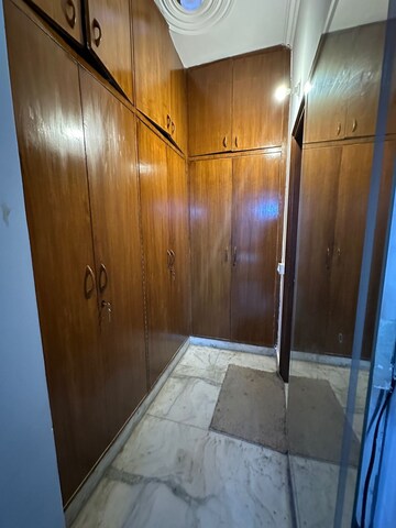 Furnished Amenities in 6 BHK Independent House at Sector 22 – for Sale