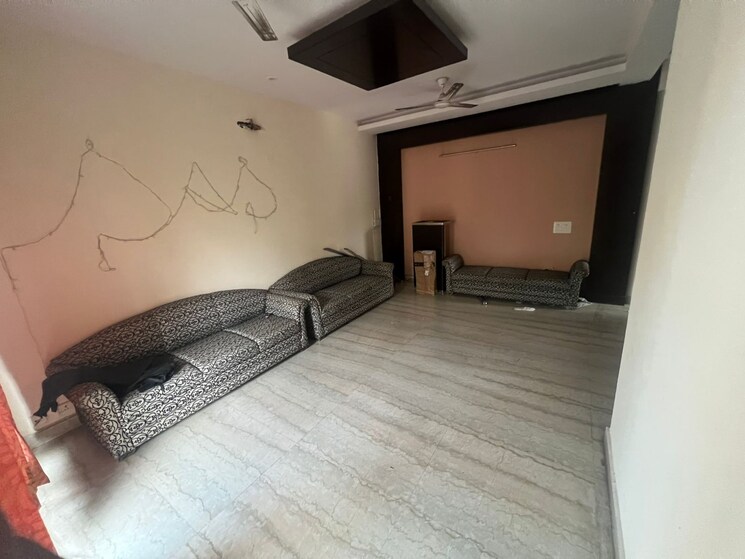 Kitchen, auram-floor 3 Bedroom 1795 Sq.Ft. Builder Floor In South City 2 Gurgaon 8919088