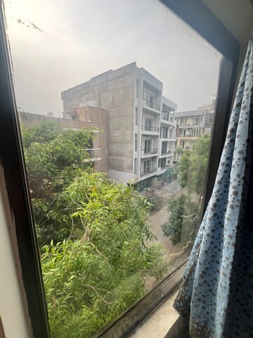 Balcony in 3 BHK Builder Floor at Auram Floor, South City 2 – for Rent