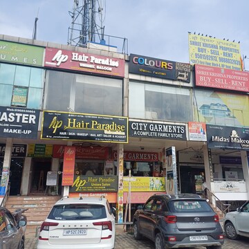  Shop For Sale in Vip Road