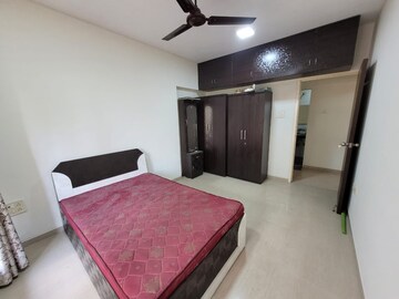 Bedroom in 2 BHK Apartment at Shanti Kamal Chinchpokli, Chinchpokli – for Rent