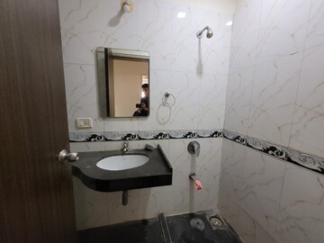 Bathroom in 2 BHK Apartment at Shanti Kamal Chinchpokli, Chinchpokli – for Rent