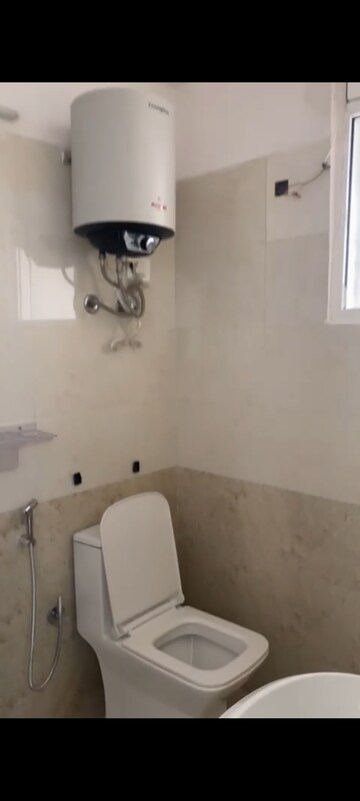 1 BHK Apartment For Rent in Shree Vardhman Green Court, Sector 90