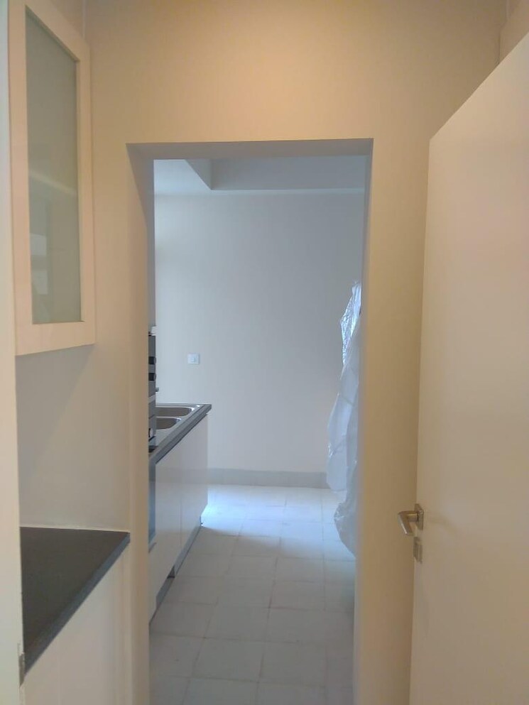 Kitchen, dlf-the-ultima 3.5 Bedroom 2100 Sq.Ft. Apartment In Sector 81 Gurgaon 8919185