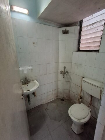 Bathroom in 2 BHK Apartment at Genexx Valley, Diamond Harbour Road – for Rent