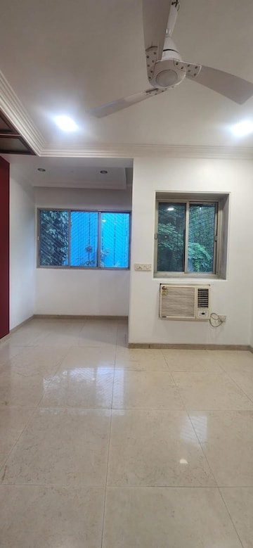 Room in 4 BHK Villa at Deonar – for Rent
