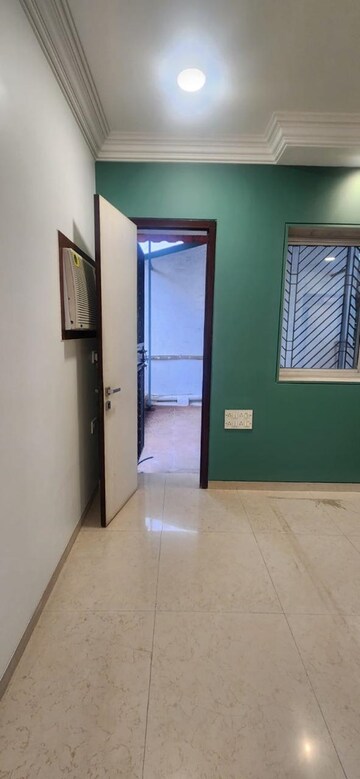 Bedroom in 4 BHK Villa at Deonar – for Rent