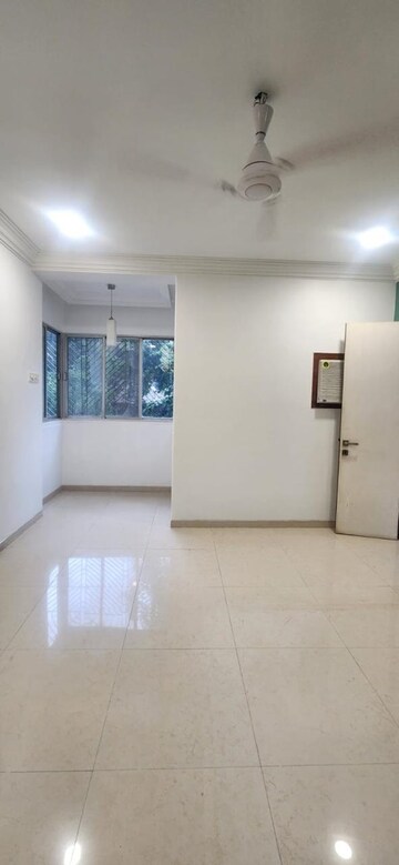 Room in 4 BHK Villa at Deonar – for Rent