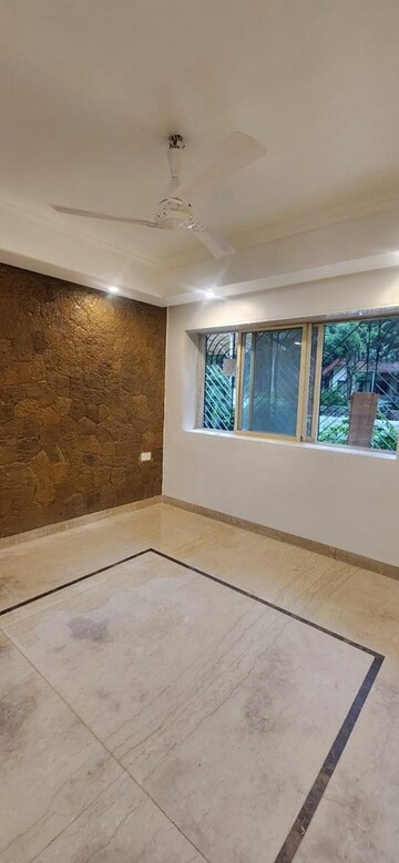Bedroom in 4 BHK Villa at Deonar – for Rent