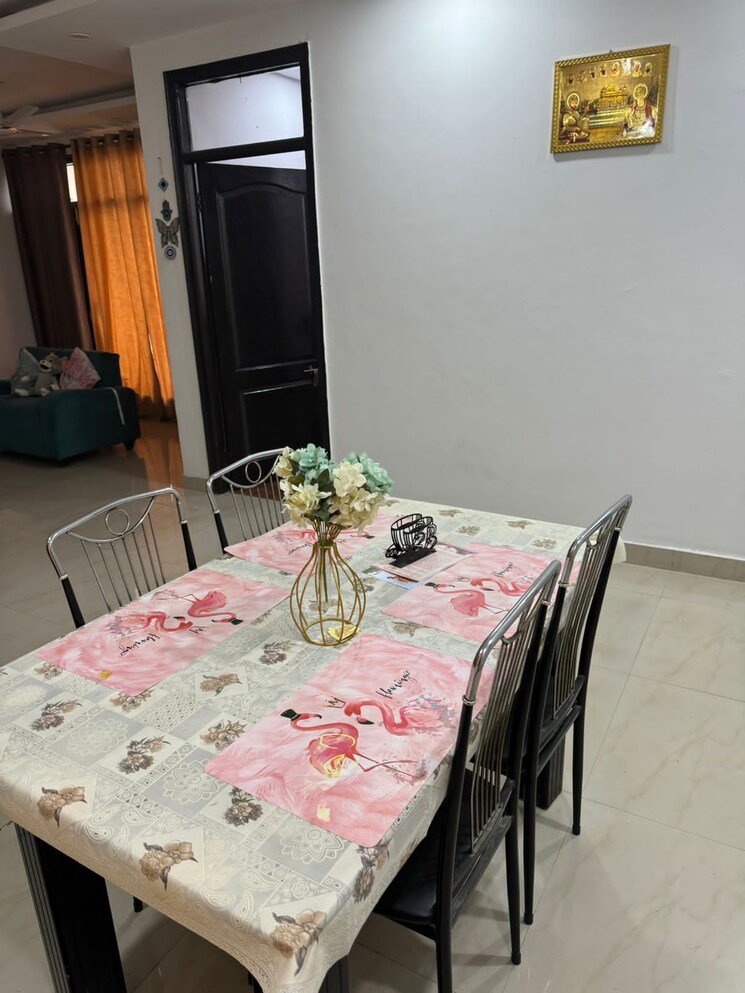 Bedroom, maya-garden-city 3.5 Bedroom 2250 Sq.Ft. Penthouse In Lohgarh Zirakpur 8919195