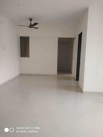 Room in 2 BHK Apartment at Satguru Solitaire, Kasarvadavali – for Rent