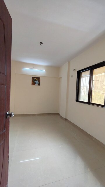 Room in 1 BHK Apartment at Royal Residency Mira Road, Mira Road – for Rent