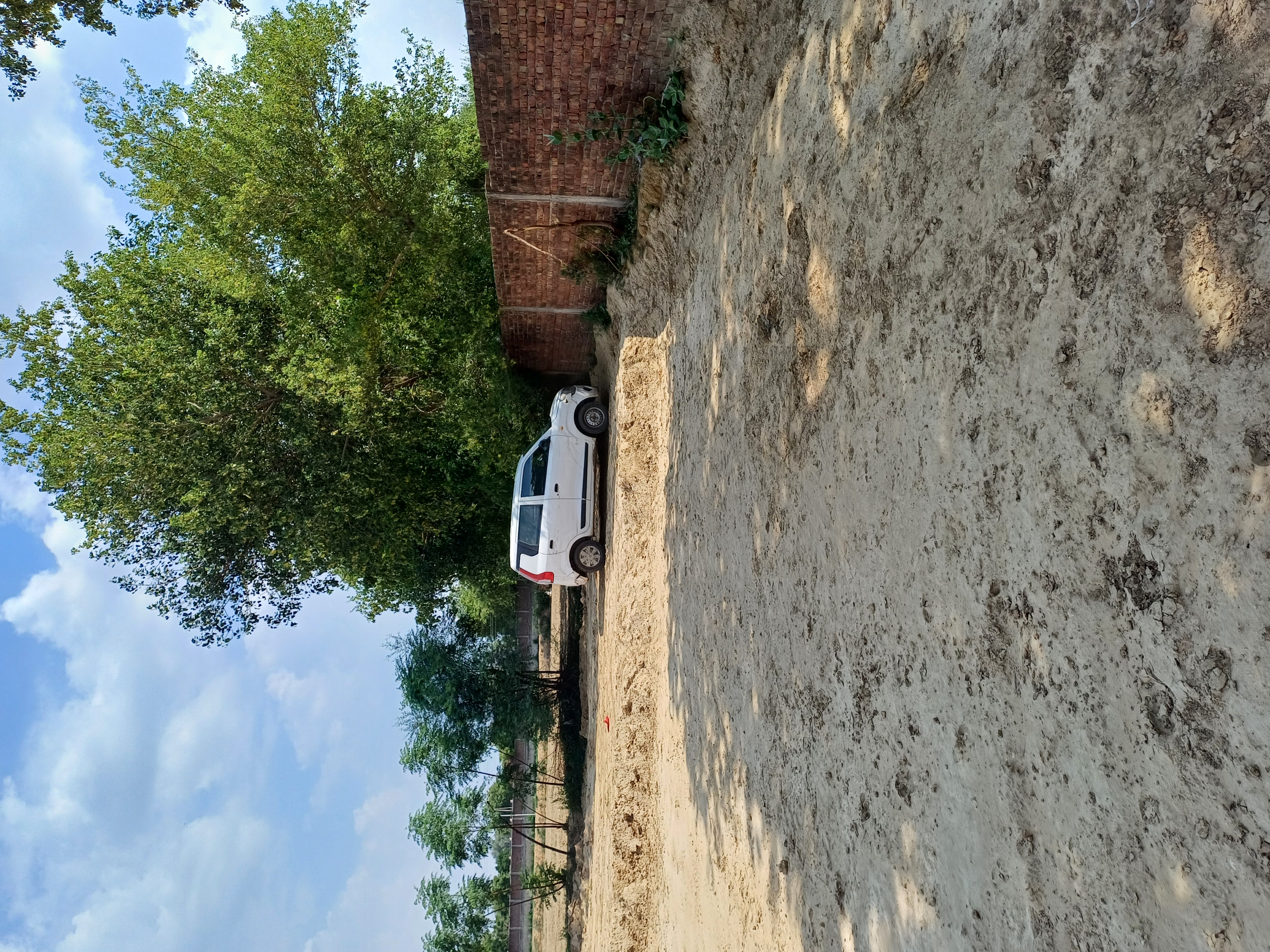Plot For Sale in Jay Guru Ji Property 