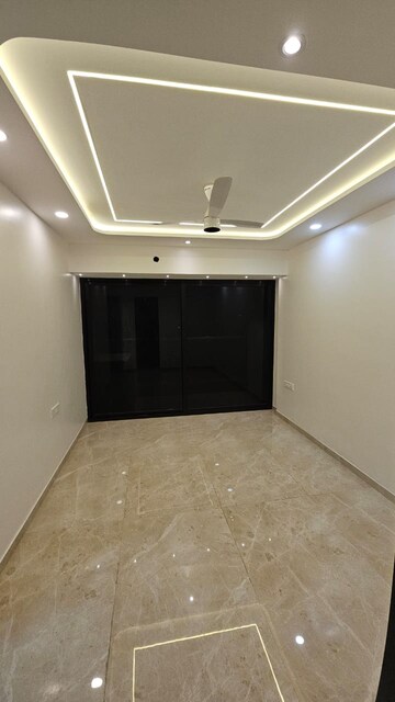 Room in 2 BHK Apartment at Wellwisher Kiarah Terrazo, Hadapsar – for Rent