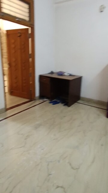Room in 2 BHK Builder Floor at RWA Apartments Sector 47, Sector 47 – for Rent