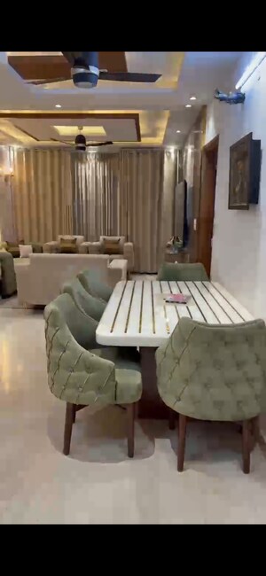 Living Room in 4 BHK Builder Floor at Sector 17 – for Sale