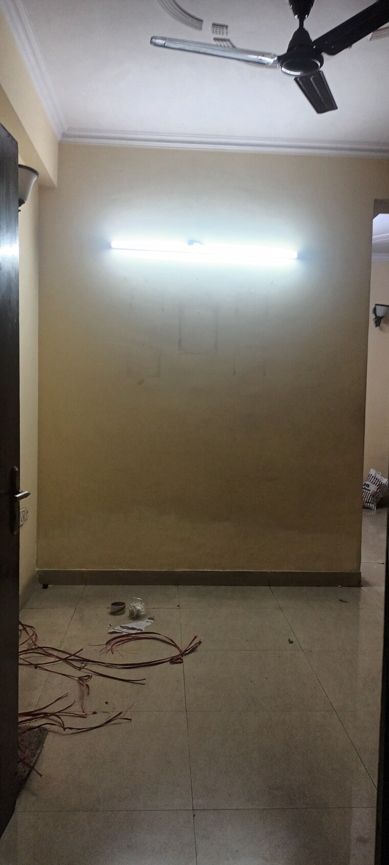 Room, niho-hi-bird-scottish-garden 3 Bedroom 1885 Sq.Ft. Apartment In Ahinsa Khand 2 Ghaziabad 8919325