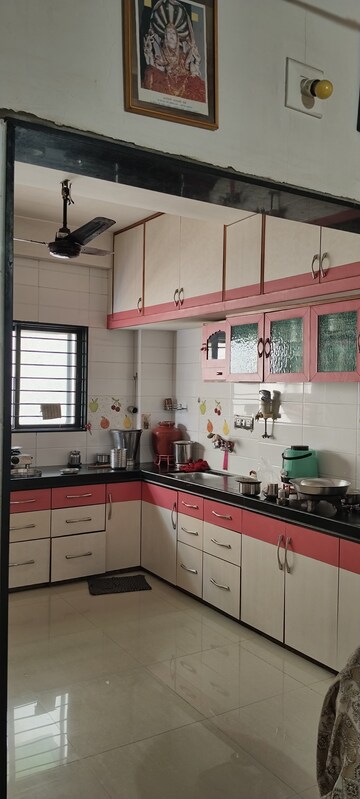 Kitchen in 4 BHK Villa at Naranpura – for Sale