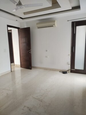 Room in 3 BHK Builder Floor at Greater Kailash ii – for Sale
