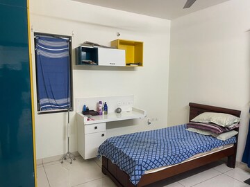 Room in 2 BHK Apartment at Aparna Sarovar Zenith, Nallagandla – for Sale