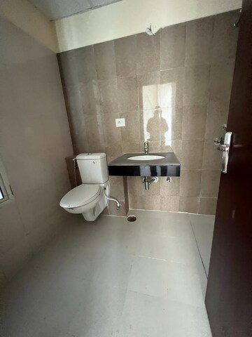 Bathroom in 3 BHK Apartment at Wave Amore, Sector 32 – for Rent