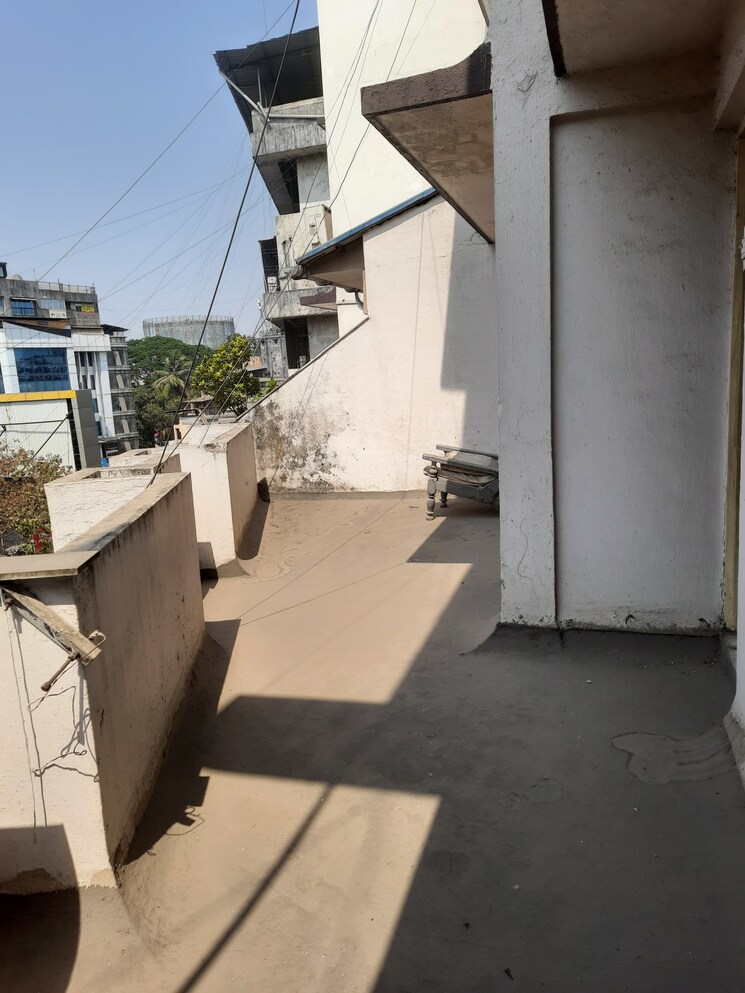 Balcony, thane west 3 Bedroom 1130 Sq.Ft. Penthouse In Thane West Thane 8919350