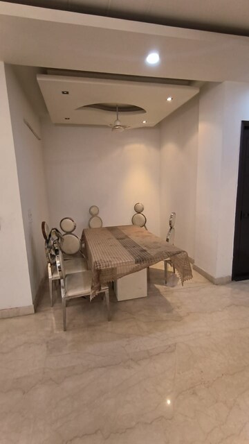 Living Room in 3 BHK Builder Floor at Palam Vihar – for Rent