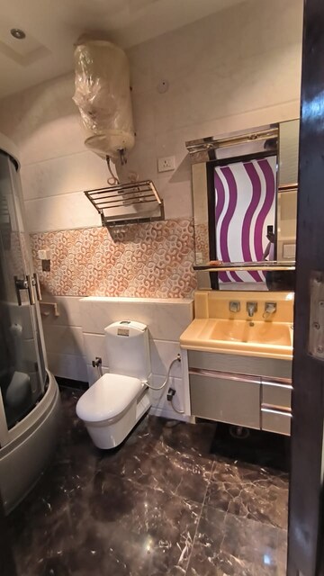 Bathroom in 3 BHK Builder Floor at Palam Vihar – for Rent