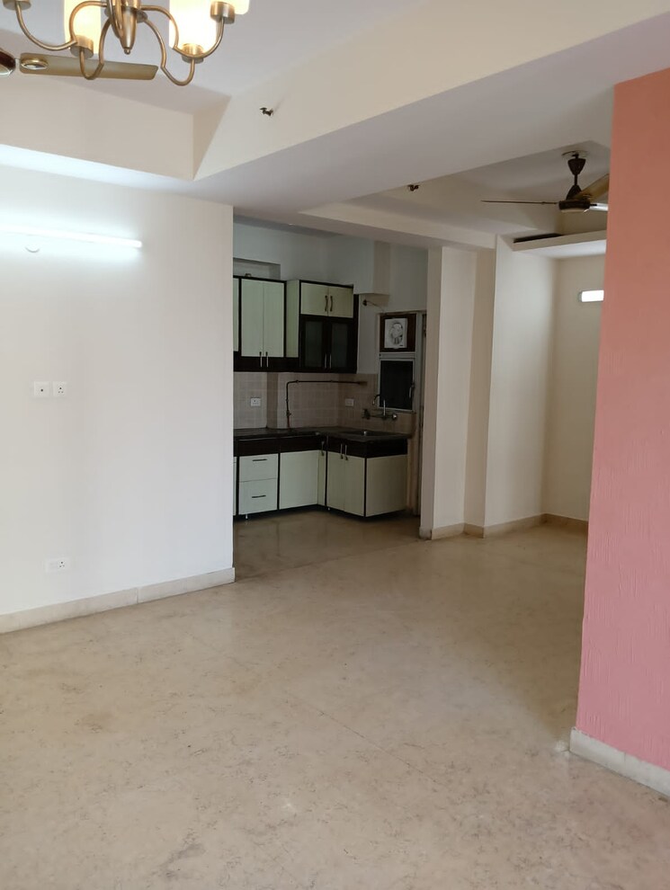 Room, wave-amore 3.5 Bedroom 2135 Sq.Ft. Apartment In Sector 32 Noida 8919384