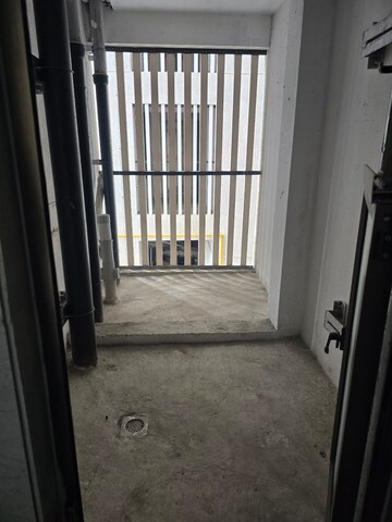 Building Lobby in 1 BHK Apartment at Raymond Ten X Era, Pokhran Road No One – for Sale