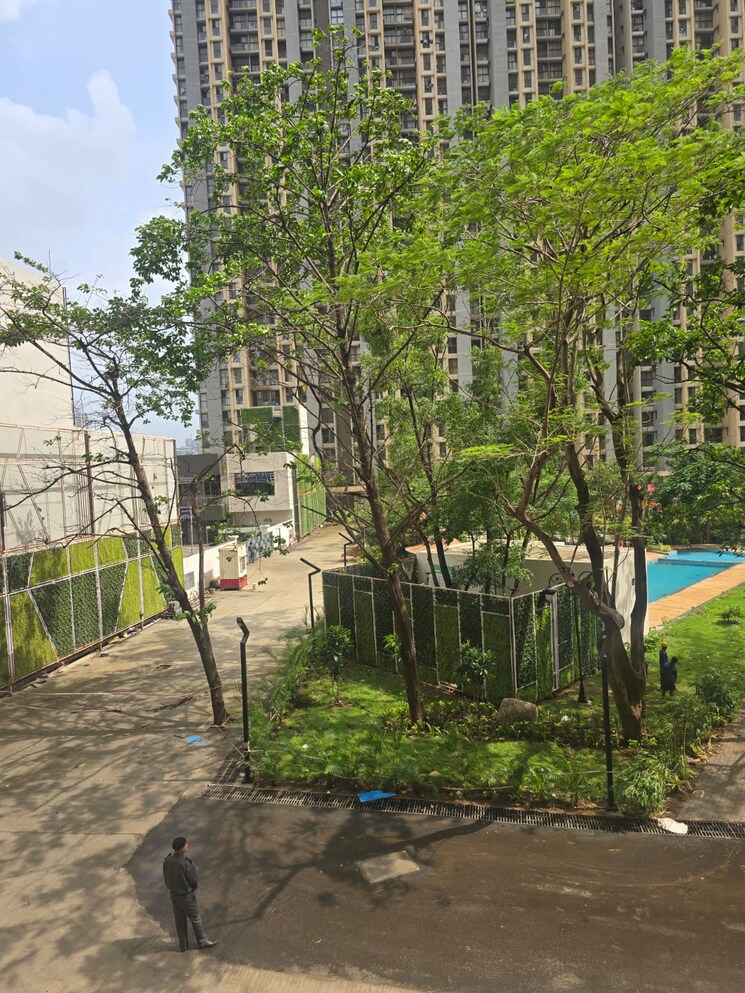 Balcony, raymond-ten-x-era 1 Bedroom 412 Sq.Ft. Apartment In Pokhran Road No One Thane 8919381