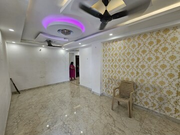 Room in 3 BHK Apartment at Bariatu – for Rent