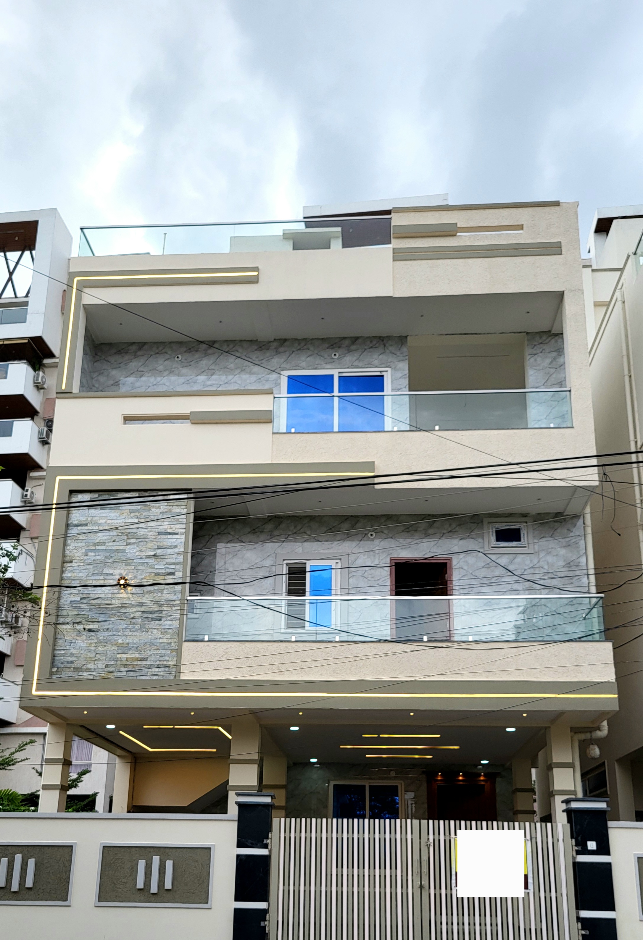 5 BHK + Pooja Room Villa For Sale in Sainikpuri