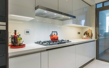 Furnished Amenities in 3 BHK Apartment at Lodha Seamont, Malabar Hill – for Sale
