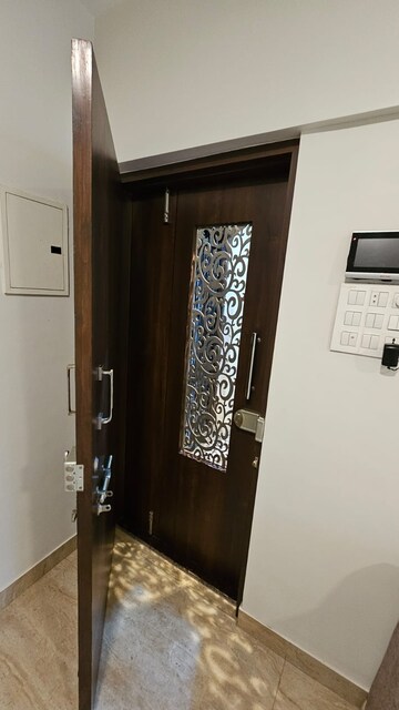 Furnished Amenities in 2 BHK Apartment at Vijaynagar Society, Marol – for Rent