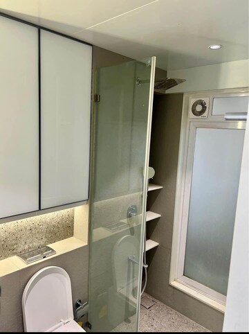Master Bedroom in 5 BHK Apartment at Thane West – for Sale