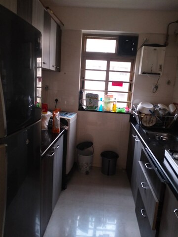 Master Bedroom in 1 BHK Apartment at Sheth Vasant Oasis, Andheri East – for Rent