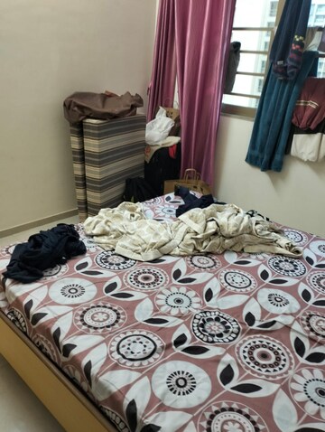 Bedroom in 1 BHK Apartment at Sheth Vasant Oasis, Andheri East – for Rent