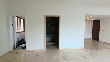 Room in 3 BHK Apartment at Hiranandani Meadows, Manpada – for Rent