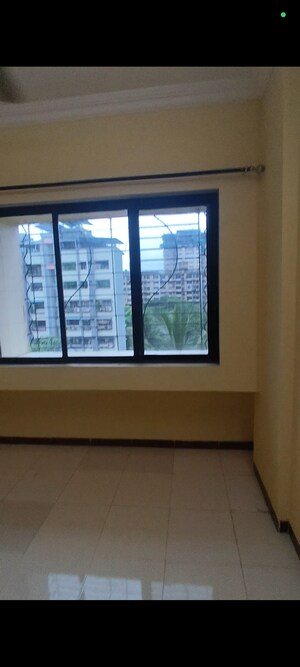 Room in 1 BHK Apartment at Gaurav Residency, Mira Road – for Sale