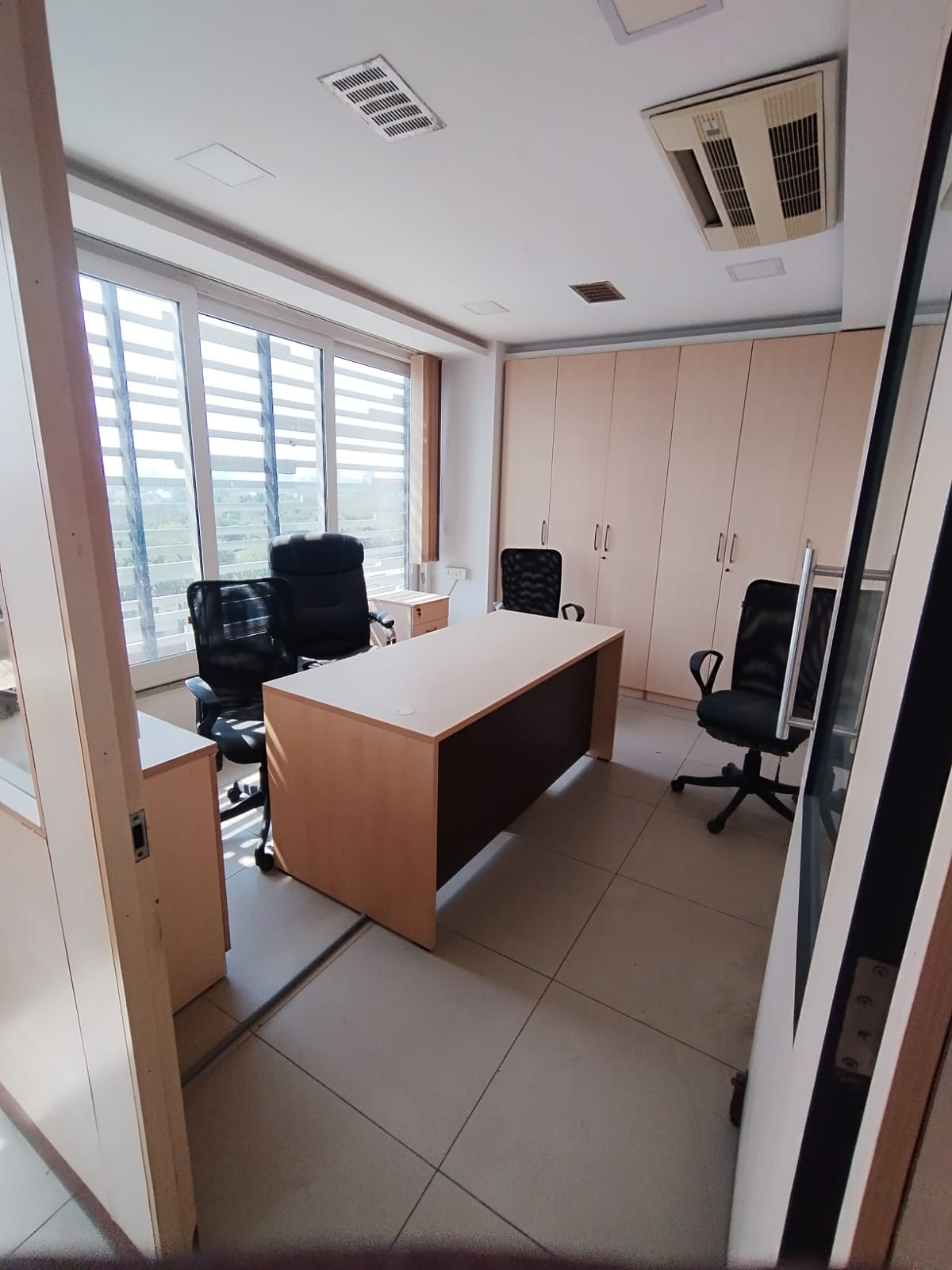 Office Space For Rent in Elegance Earth Arise